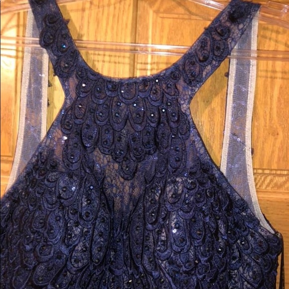 JOVANI Perfect condition! Never worn with tags - Picture 5 of 8